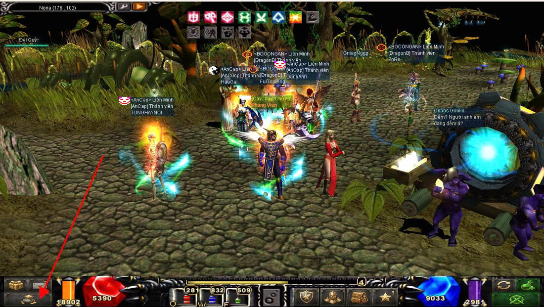 Biểu tượng Cash Shop ở góc dưới bên trái màn hình game